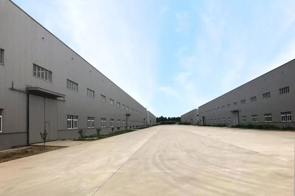 湖北升降機(ji)廠房廠貌